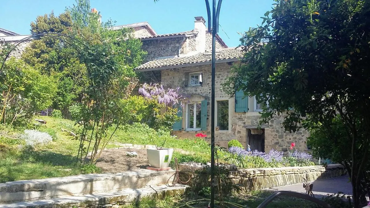 Domaine De La Fee-Licite Otel Jullié
